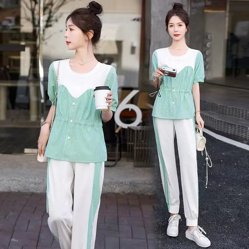 2025 женская одежда больших размеров 2XL, весенне-осенний новый повседневный модный комплект, топ с короткими рукавами, брюки, женский комплект из двух предметов 
2025 женская одежда больших размеров 2XL, весенне-осенний новый повседневный модный комплект, топ с короткими рукавами, брюки, женский комплект из двух предметов