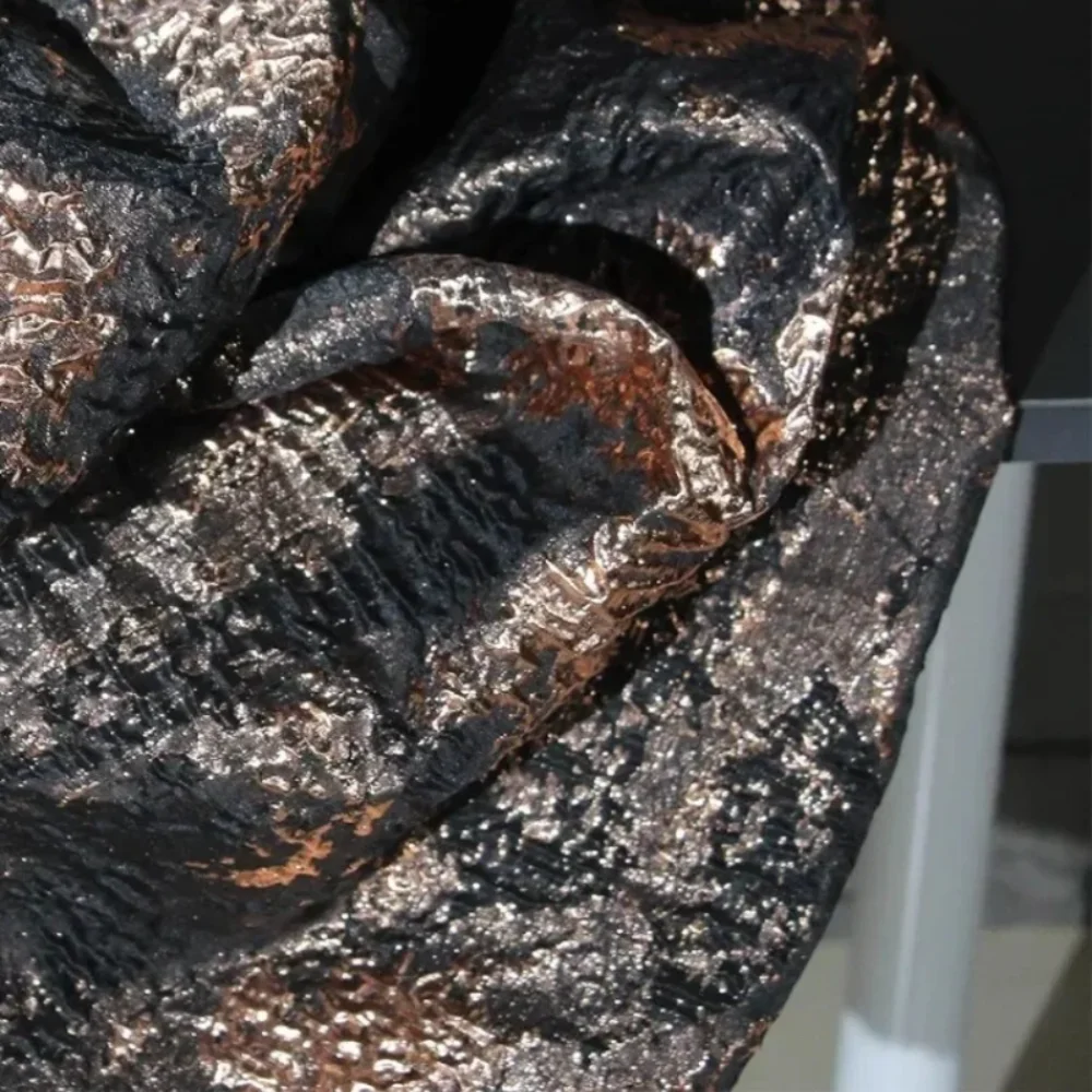 Ткань в стиле ретро, бронзовая куртка Hanfu, дизайнерская ткань для шитья, полиэфирный материал, ткань «сделай сам» по метрам
Ткань в стиле ретро, бронзовая куртка Hanfu, дизайнерская ткань для шитья, полиэфирный материал, ткань «сделай сам» по метрам