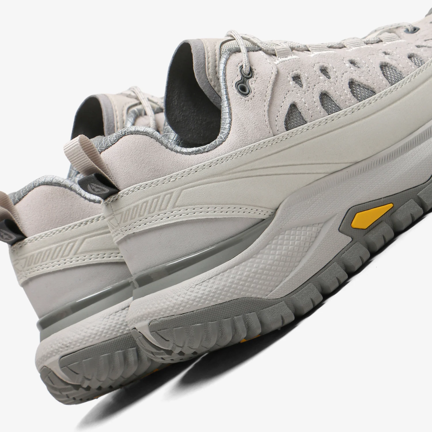 2025 new fashion plus size men's sneakers thick bottom shock absorption camouflage pattern running shoes
2025 new fashion plus size men's sneakers thick bottom shock absorption camouflage pattern running shoes