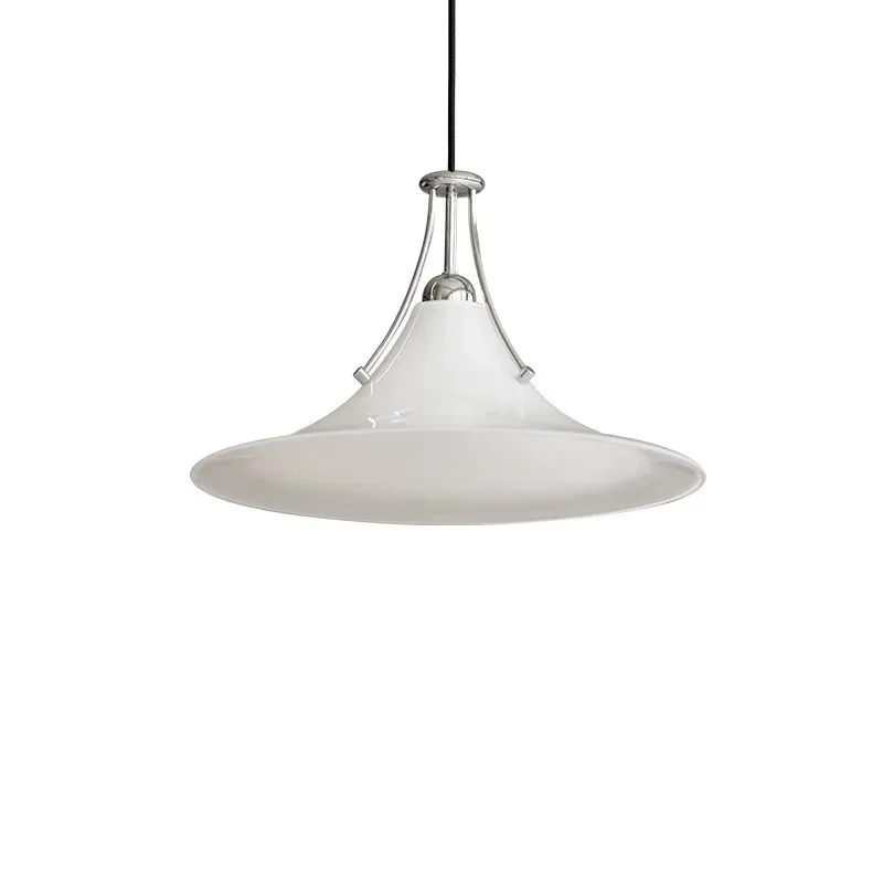 Designer high-end restaurant lights Hotel cafe creative horn glass chandelier
Designer high-end restaurant lights Hotel cafe creative horn glass chandelier
