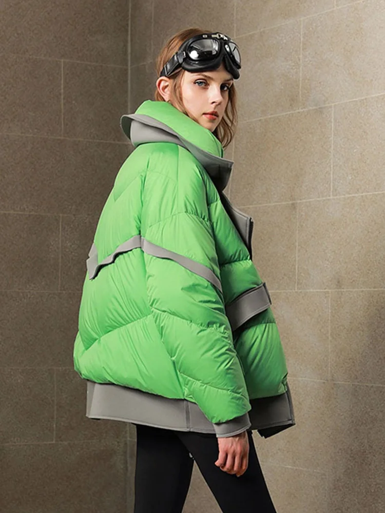 Warm 2023 New Winter Short Jacket Women Puffer Parkas European Streetwear Lapel Loose 90% White Duck Down Coat Female
Warm 2023 New Winter Short Jacket Women Puffer Parkas European Streetwear Lapel Loose 90% White Duck Down Coat Female