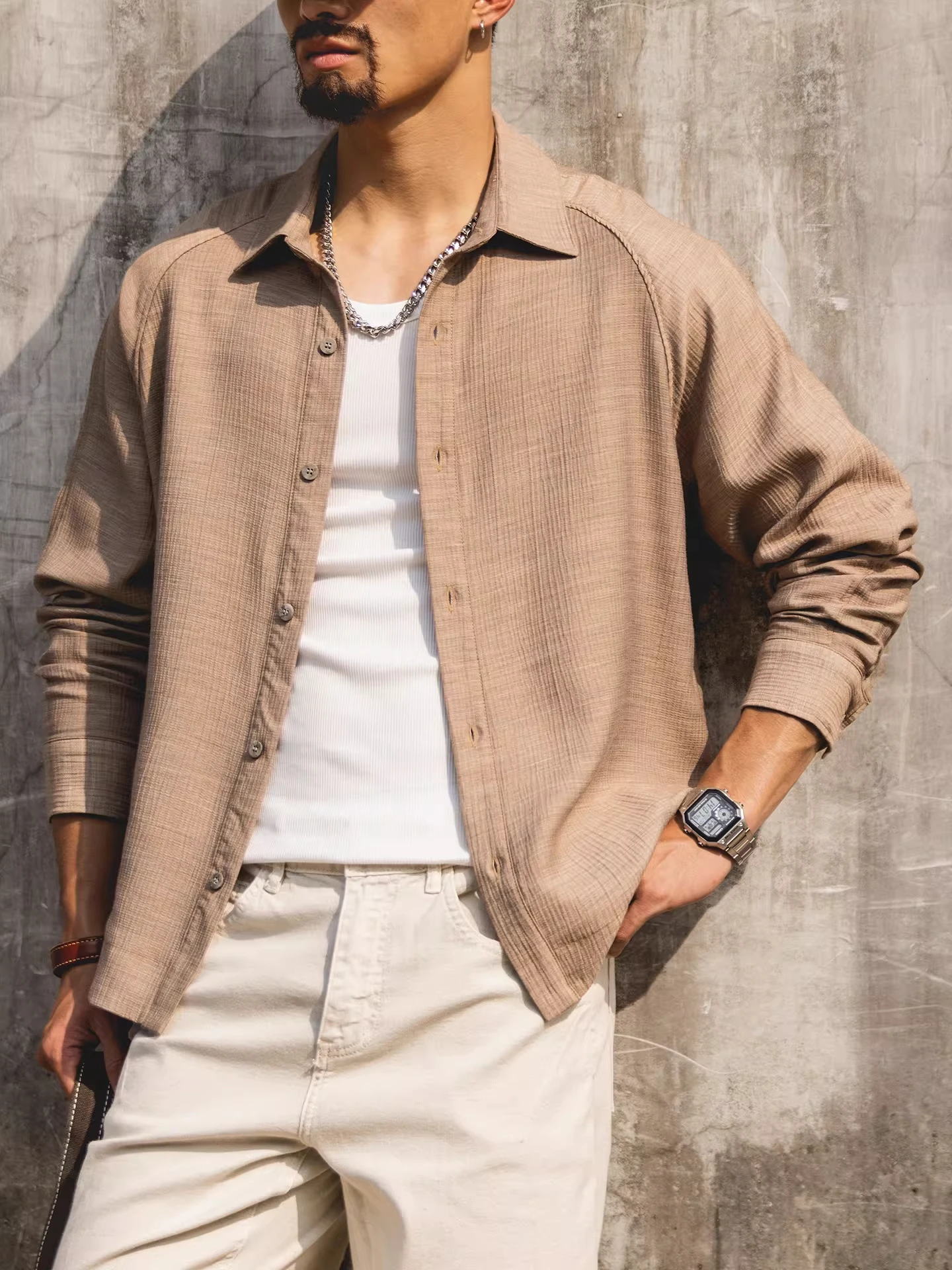 Loose Fit Long Sleeve Men's Shirt Breathable Casual Outerwear Summer New Style Shoulder Insertion Splicing Airy Loose Shirt
Loose Fit Long Sleeve Men's Shirt Breathable Casual Outerwear Summer New Style Shoulder Insertion Splicing Airy Loose Shirt