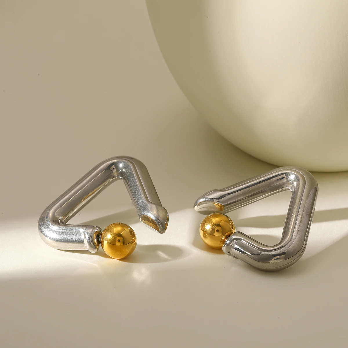 Elegant Mixed Color Artificial Pearl Metal Stud Earrings for Women Gold Plated Stainless Steel Classic Piercing Earrings Jewelry
Elegant Mixed Color Artificial Pearl Metal Stud Earrings for Women Gold Plated Stainless Steel Classic Piercing Earrings Jewelry
