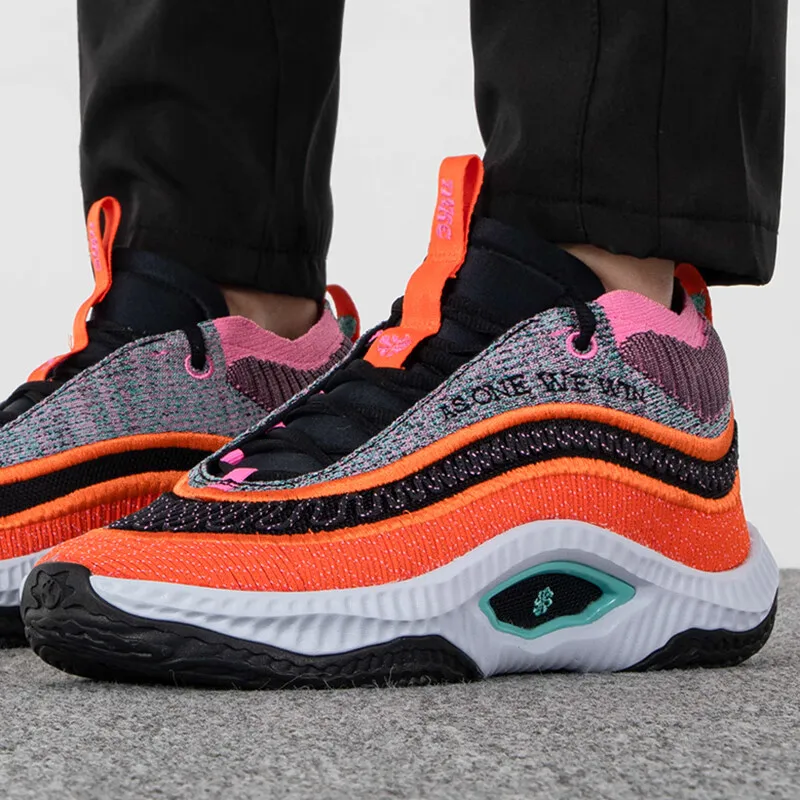 Nike men's shoes 2024 winter new COSMIC field actual combat training casual breathable basketball shoes DV2770-001
Nike men's shoes 2024 winter new COSMIC field actual combat training casual breathable basketball shoes DV2770-001