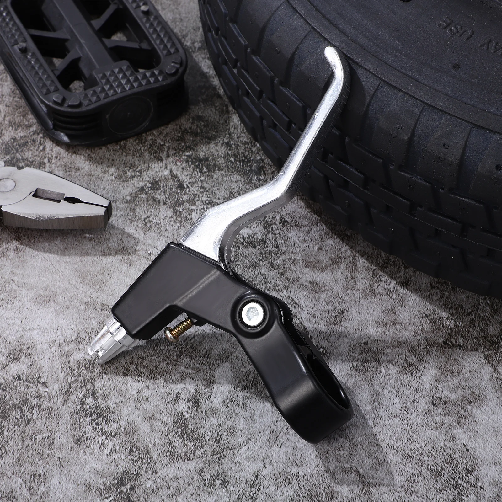 2 pcs Bike Levers Replacement High Sensitivity Aluminum Alloy Compatible With Various Bicycle Models Cycling Parts
2 pcs Bike Levers Replacement High Sensitivity Aluminum Alloy Compatible With Various Bicycle Models Cycling Parts