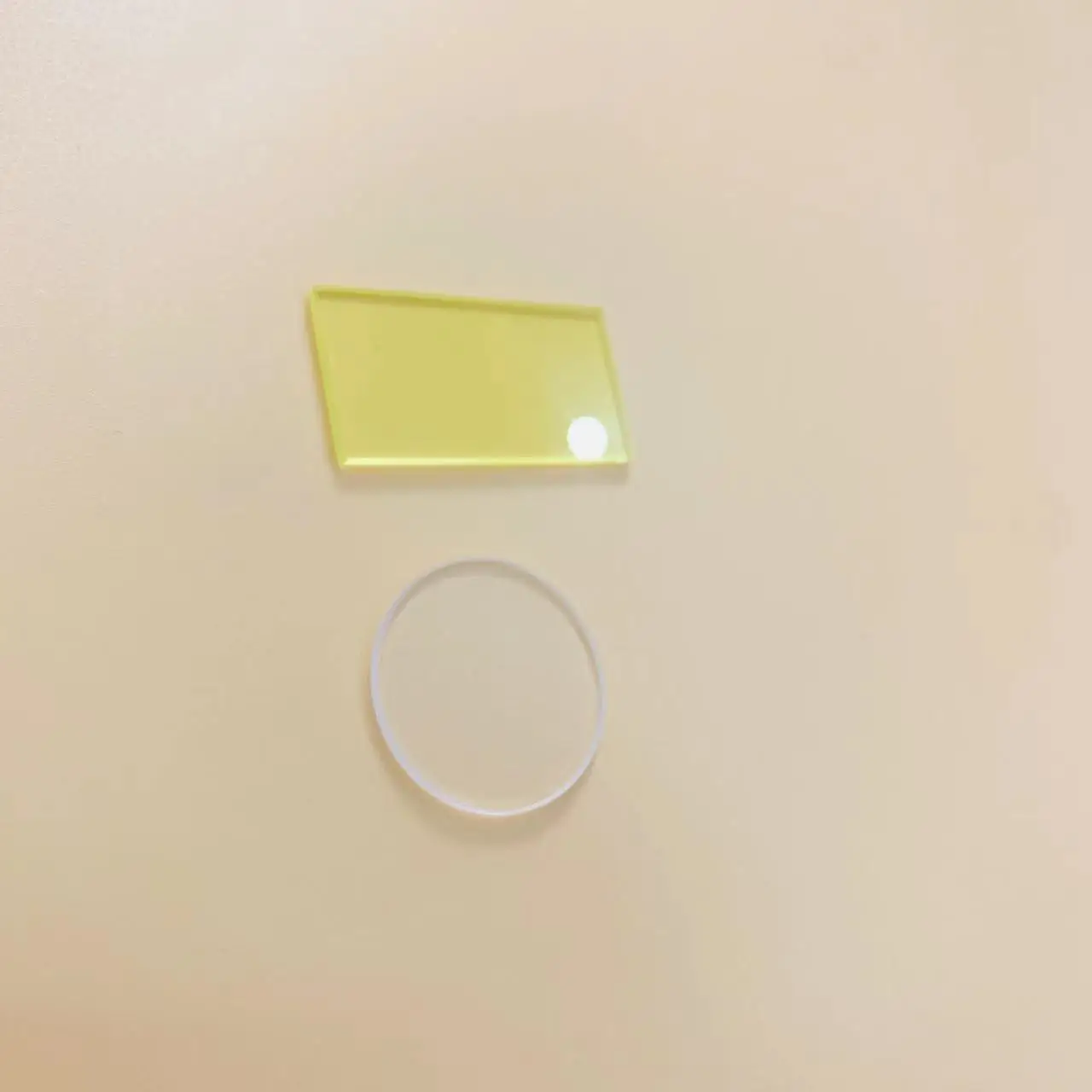 Size Round Diameter 30mm Quartz Glass And 22x42x2mm Optical Yellow Filter JB450
Size Round Diameter 30mm Quartz Glass And 22x42x2mm Optical Yellow Filter JB450