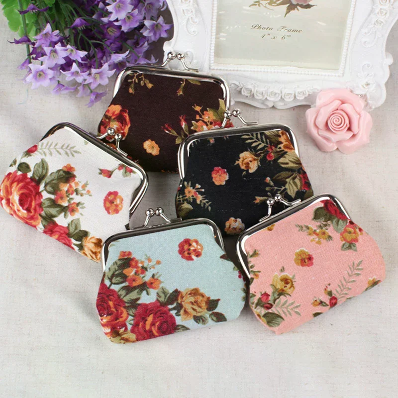 1PCS New Elegant Roses Canvas Mini Coin Purses Zero Wallet ,lady Zero Wallets And Coin Bag Child Girl Women Change Purse
1PCS New Elegant Roses Canvas Mini Coin Purses Zero Wallet ,lady Zero Wallets And Coin Bag Child Girl Women Change Purse