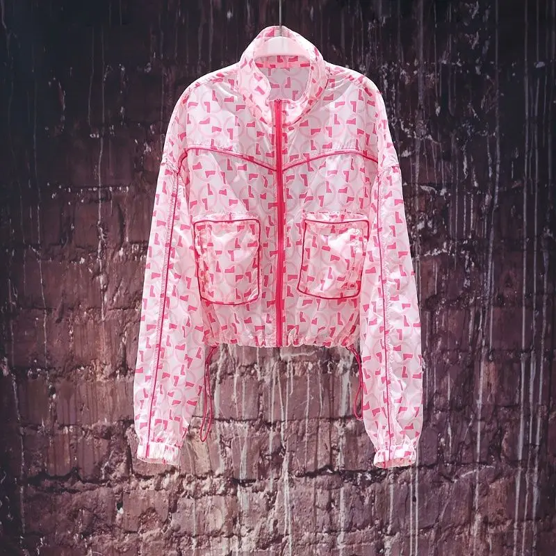 Sunscreen clothing women's summer 2026 new small UV loose thin versatile Korean version sunscreen clothing jacket
Sunscreen clothing women's summer 2026 new small UV loose thin versatile Korean version sunscreen clothing jacket