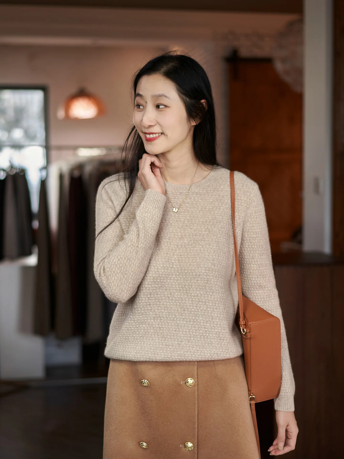 Freeare Soft Sle Camere Knitted Sweater round Ne Thi And Thin Suitable Fine Twisted Gentle Wind Overhead Pine ...
Freeare Soft Sle Camere Knitted Sweater round Ne Thi And Thin Suitable Fine Twisted Gentle Wind Overhead Pine ...