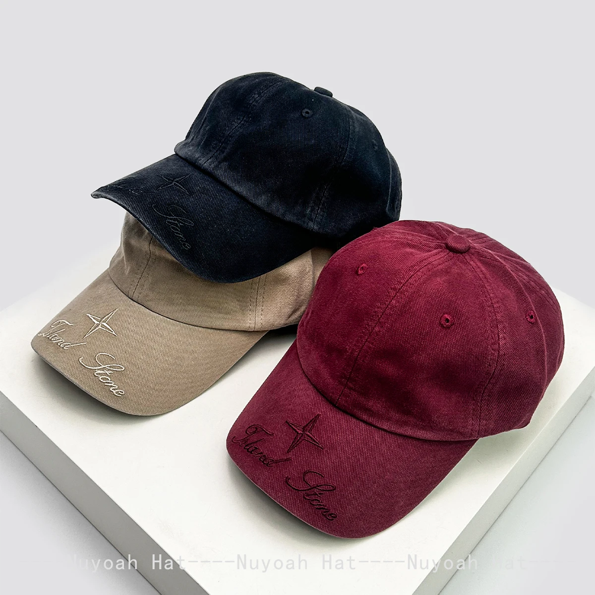 New Men Women American Vintage Embroidered Letters Cross Baseball Hats Sunshade Brushed Versatile Street Peaked Caps ins Fashion
New Men Women American Vintage Embroidered Letters Cross Baseball Hats Sunshade Brushed Versatile Street Peaked Caps ins Fashion