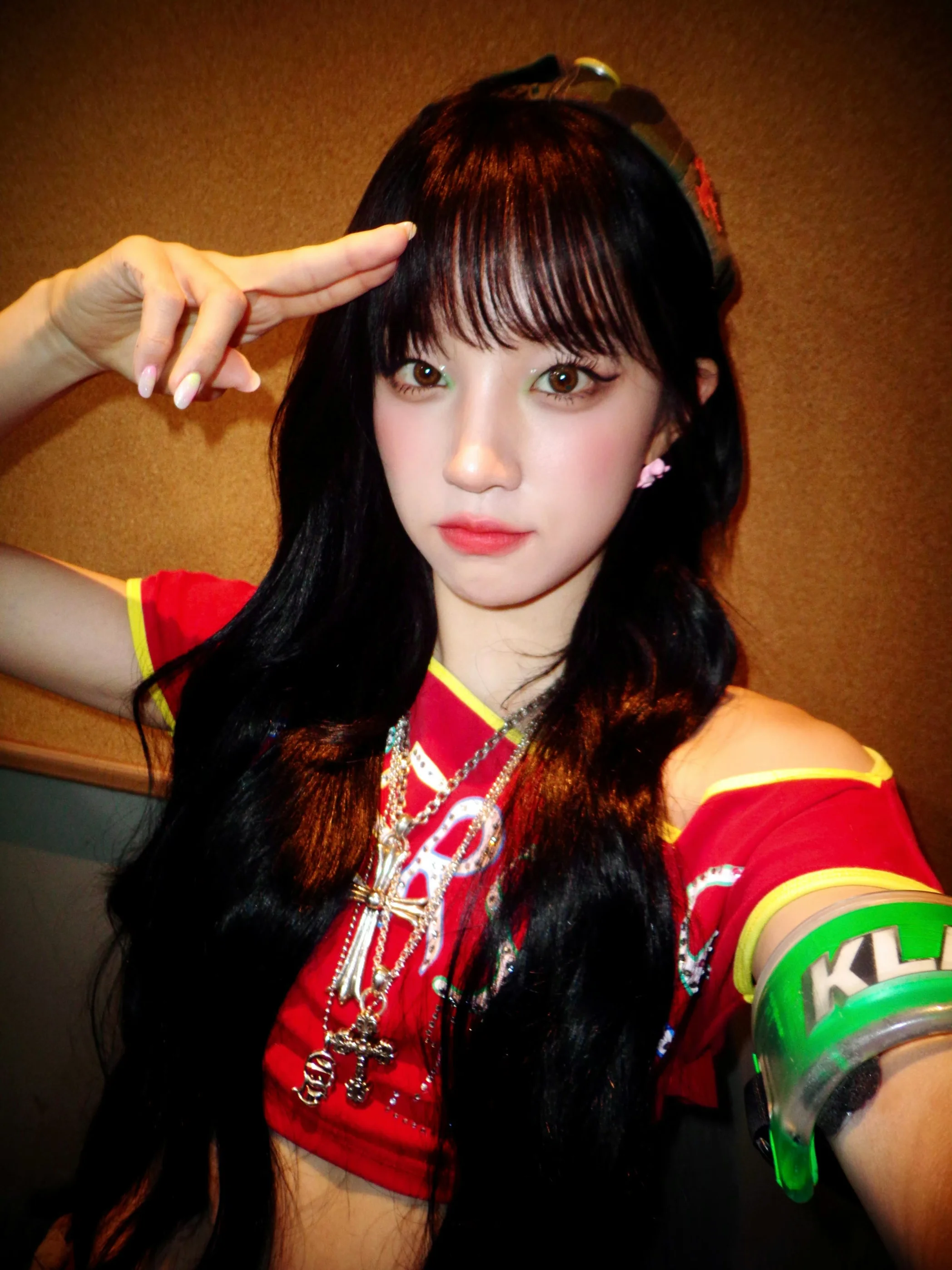 Gidle Group Song Yuki Klaxon American Hot Girl Print Performance Clothes Kpop Trendy Cool Short Top Women's Fashion
Gidle Group Song Yuki Klaxon American Hot Girl Print Performance Clothes Kpop Trendy Cool Short Top Women's Fashion