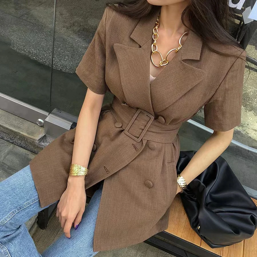 Women's Retro Briti Sle Double-Breasted Suit Jaet Waist-Cinching Belted Slimming Ele Versatile Trendy Top
Women's Retro Briti Sle Double-Breasted Suit Jaet Waist-Cinching Belted Slimming Ele Versatile Trendy Top