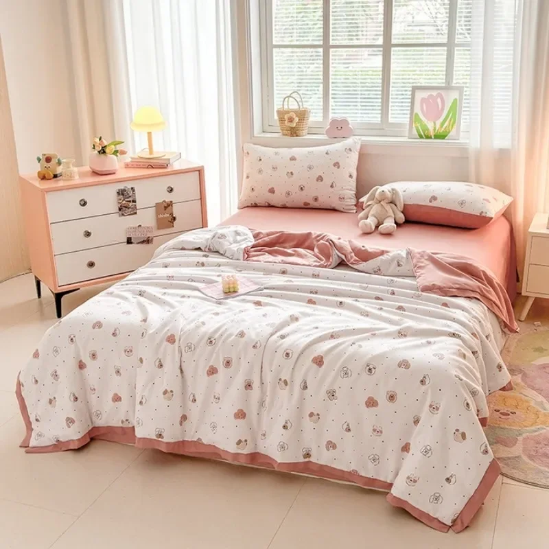 2025 new knitted printed aerobic knitted double yarn soybean summer quilt core summer washable quilt
2025 new knitted printed aerobic knitted double yarn soybean summer quilt core summer washable quilt