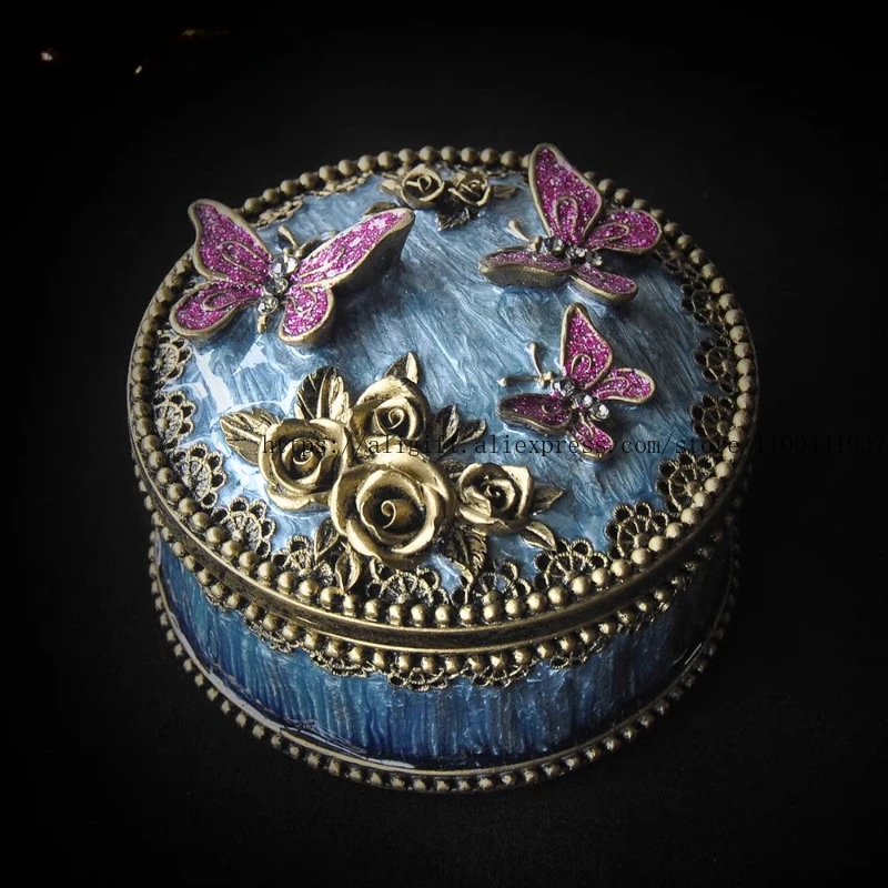 Talia Vintage European Korean Princess Jewelry Box Ring Necklace Organizer Storage Case
Talia Vintage European Korean Princess Jewelry Box Ring Necklace Organizer Storage Case