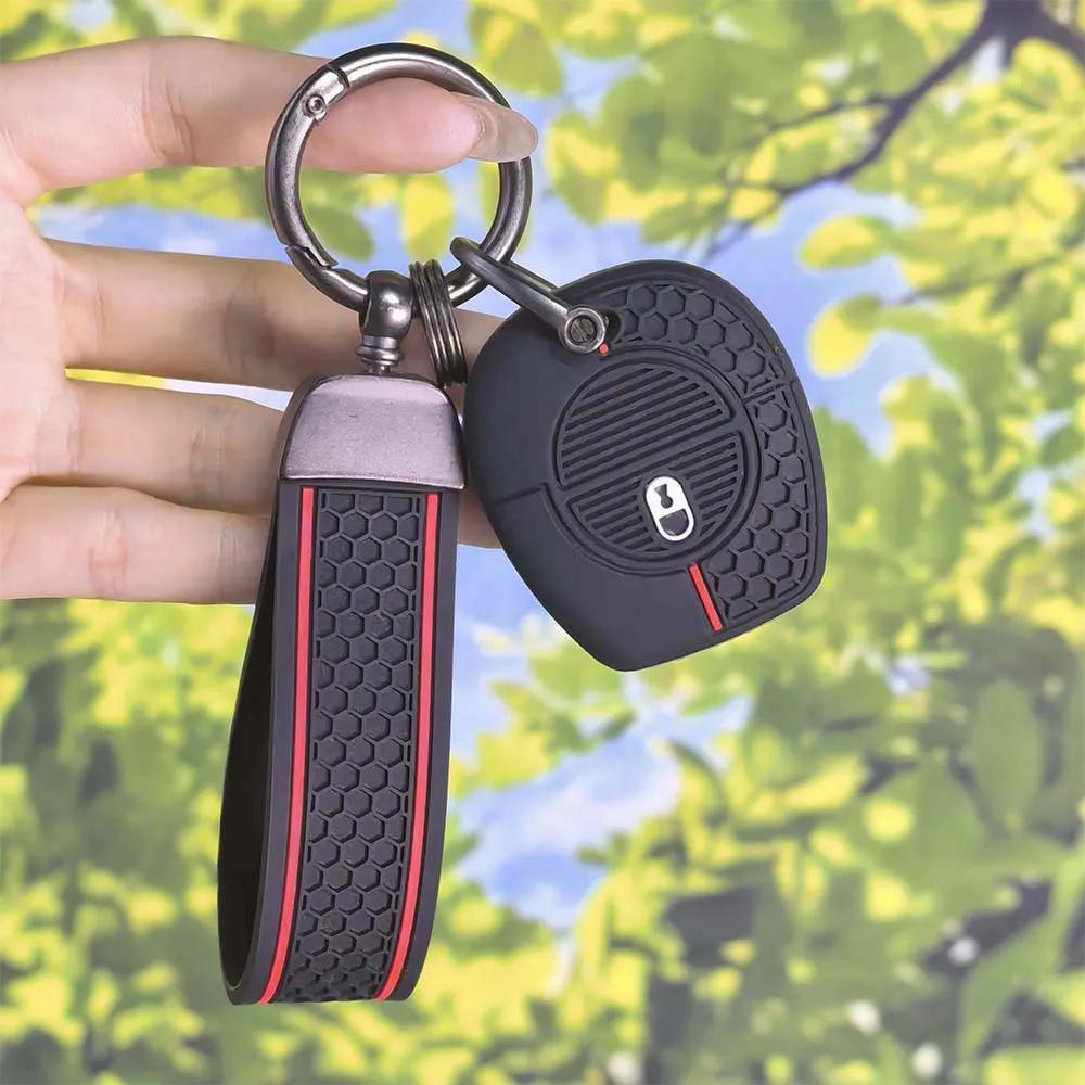 2 Buttons Silicone Car Key Remote Shell Fob Case For Nissan Micra Almera Primera X-Trail Navara Patrol Maxima Vanette Key Bag
2 Buttons Silicone Car Key Remote Shell Fob Case For Nissan Micra Almera Primera X-Trail Navara Patrol Maxima Vanette Key Bag