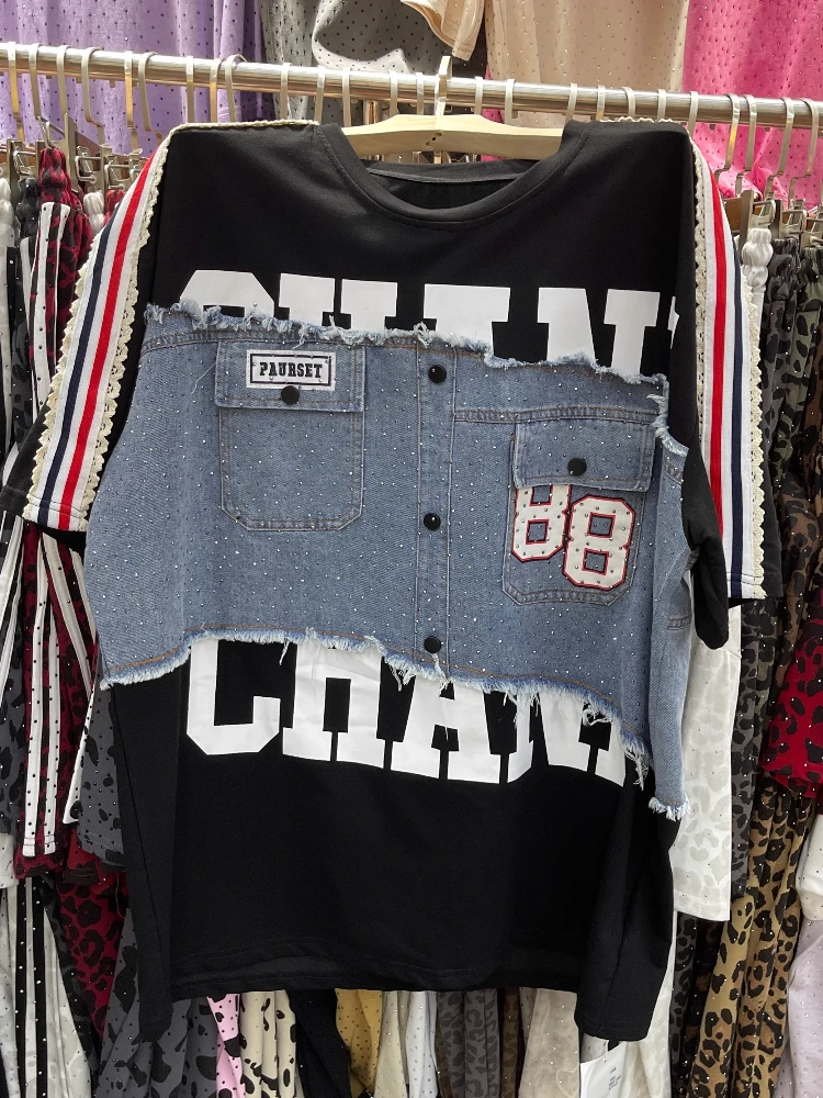European Trendy Brand Loose Short-sleeved T-shirt Women's 2025 Summer New Splicing Denim 88-letter Printed Half-sleeved Top
European Trendy Brand Loose Short-sleeved T-shirt Women's 2025 Summer New Splicing Denim 88-letter Printed Half-sleeved Top