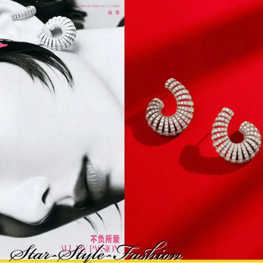 Soramoore Cute Fashion Luxury Stud Earrings for Women Wedding Full Micro CZ Cubic Zircon Girl Daily Jewelry Earrings Bohemia Hot
Soramoore Cute Fashion Luxury Stud Earrings for Women Wedding Full Micro CZ Cubic Zircon Girl Daily Jewelry Earrings Bohemia Hot