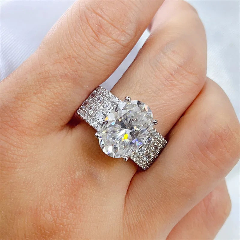 925 sterling silver 8-carat full diamond luxury oval moissanite pigeon egg new women's ring shiny jewelry wedding engagement, anniversary, Valentine's Day gift for friends the best birthday gift
925 sterling silver 8-carat full diamond luxury oval moissanite pigeon egg new women's ring shiny jewelry wedding engagement, anniversary, Valentine's Day gift for friends the best birthday gift