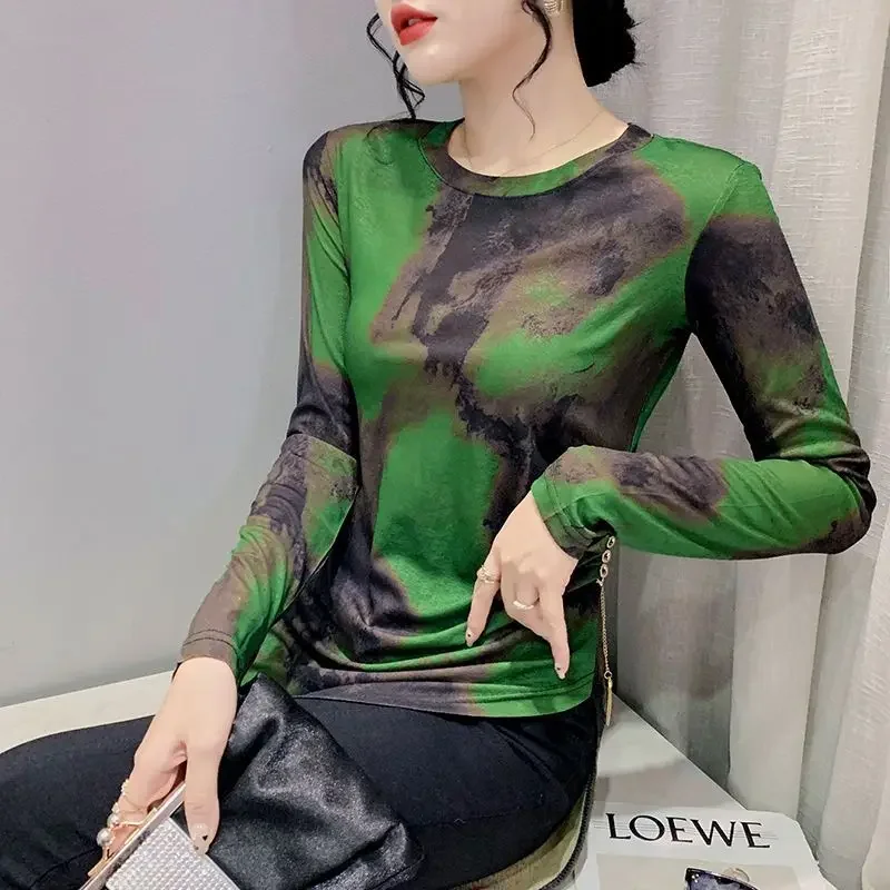 Mid-length Fashionable Pleated Printed Long-sleeved T-shirt for Women in Round Neck Slit Slim-fitting Bottoming Shirt Top E7938
Mid-length Fashionable Pleated Printed Long-sleeved T-shirt for Women in Round Neck Slit Slim-fitting Bottoming Shirt Top E7938