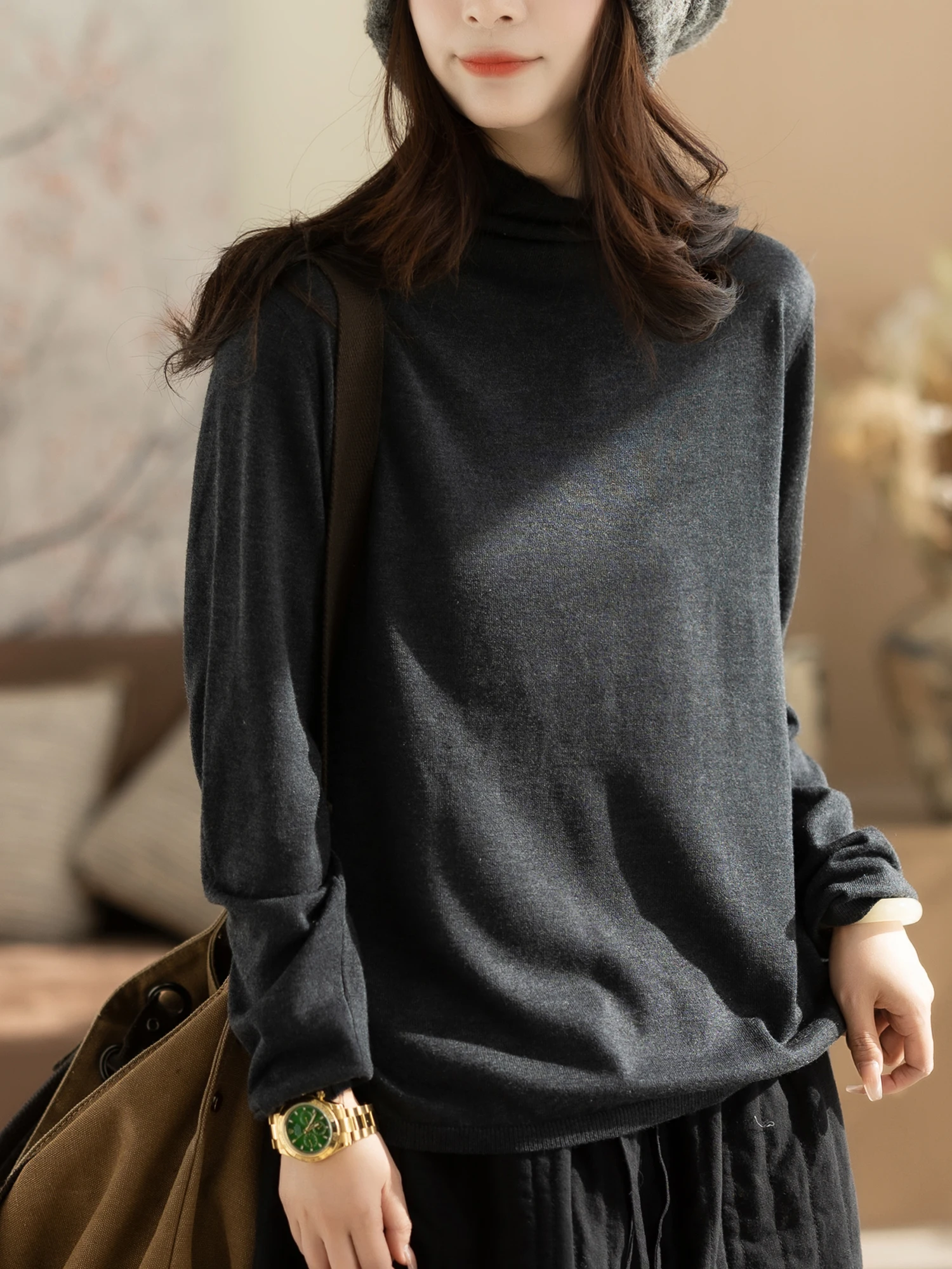 Шерстяной вязаный свитер с высоким воротником для женщин, повседневный, модный, осенне-зимний, новый, свободного кроя, художественный дизайн, женский топ
Шерстяной вязаный свитер с высоким воротником для женщин, повседневный, модный, осенне-зимний, новый, свободного кроя, художественный дизайн, женский топ