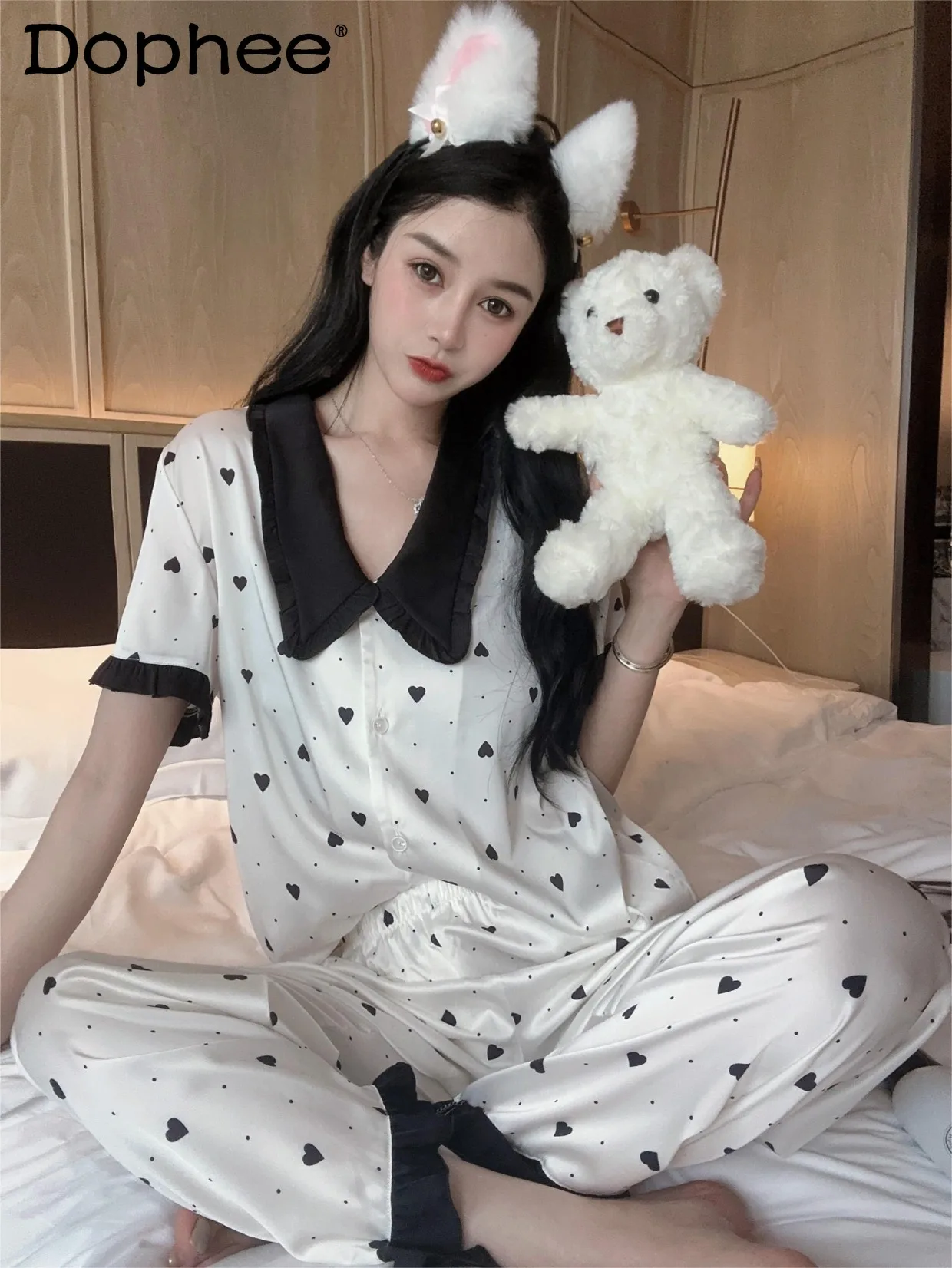 Ice Silk Three-piece Japanese Original Sweet Lady Short-sleeved Set Summer New Doll Collar Princess Style Loungewear
Ice Silk Three-piece Japanese Original Sweet Lady Short-sleeved Set Summer New Doll Collar Princess Style Loungewear