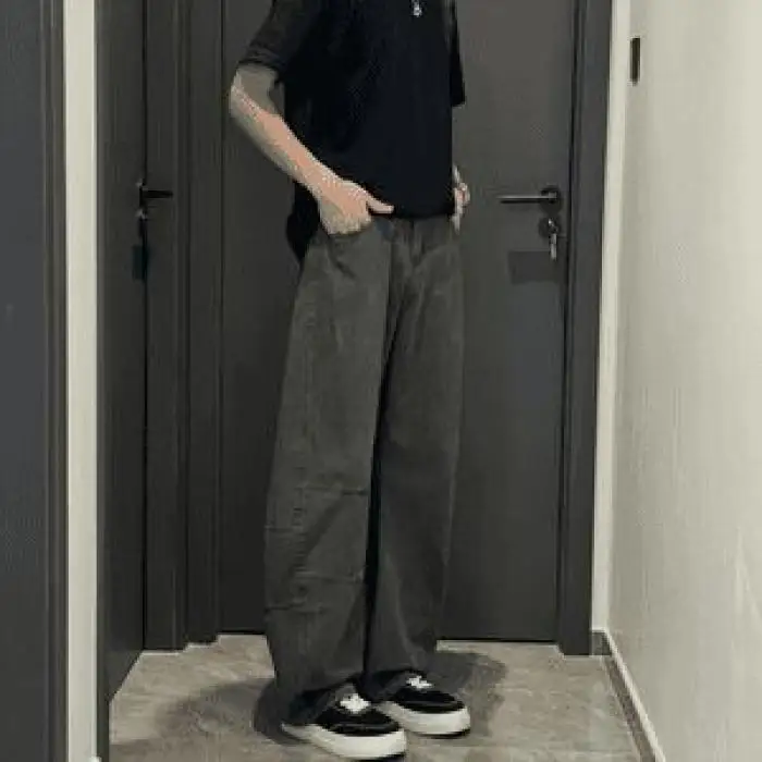 Американские джинсы свободного кроя в рабочем стиле, повседневные прямые джинсы для мужчин и женщин, осенняя новинка, универсальные, стройнящие.
Американские джинсы свободного кроя в рабочем стиле, повседневные прямые джинсы для мужчин и женщин, осенняя новинка, универсальные, стройнящие.