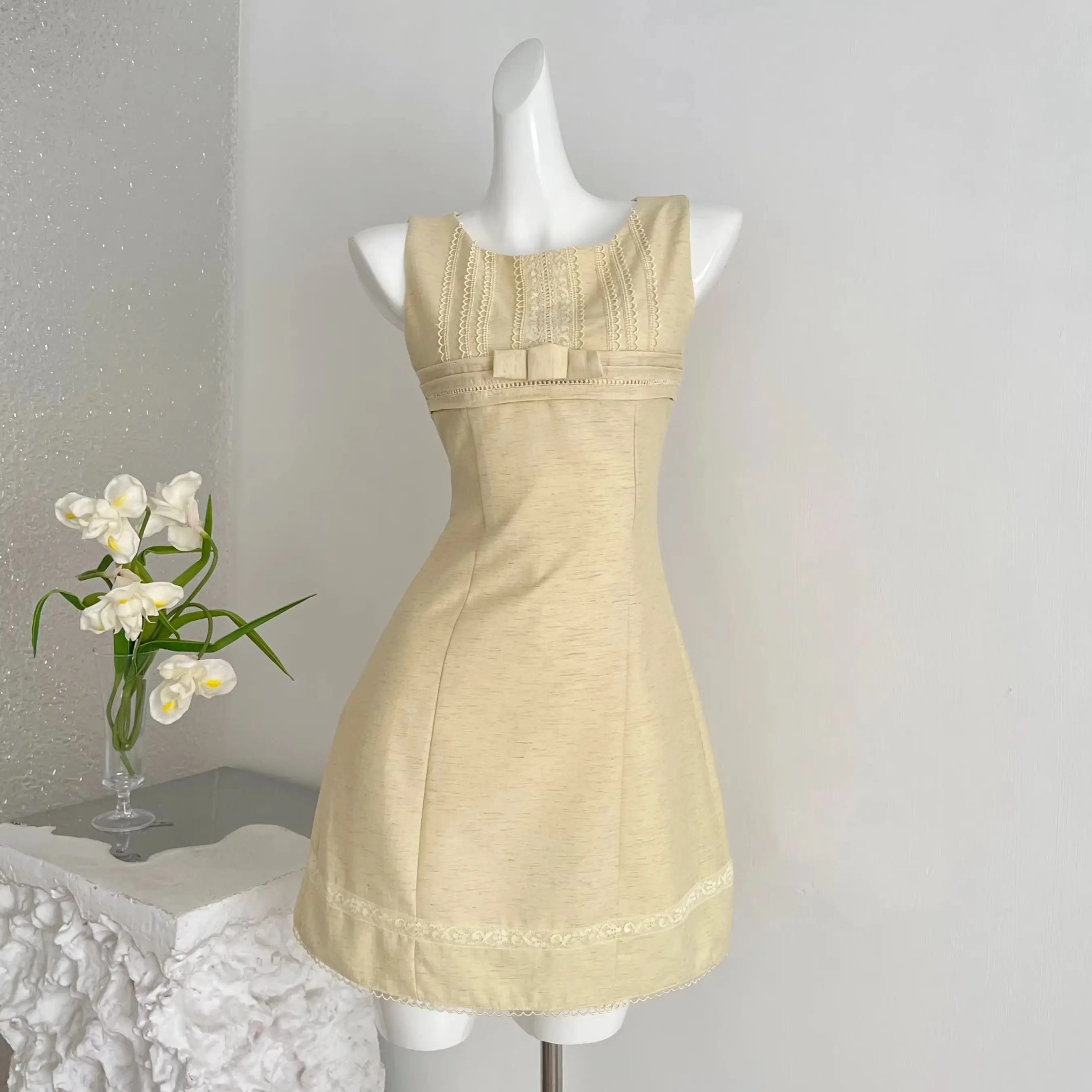 Delicated Sparkly Gold Cocktail Party Dress Sleeveless Tank Dress Women Zip-up High Waist Slim Short Dress Office Ladies 2026
Delicated Sparkly Gold Cocktail Party Dress Sleeveless Tank Dress Women Zip-up High Waist Slim Short Dress Office Ladies 2026