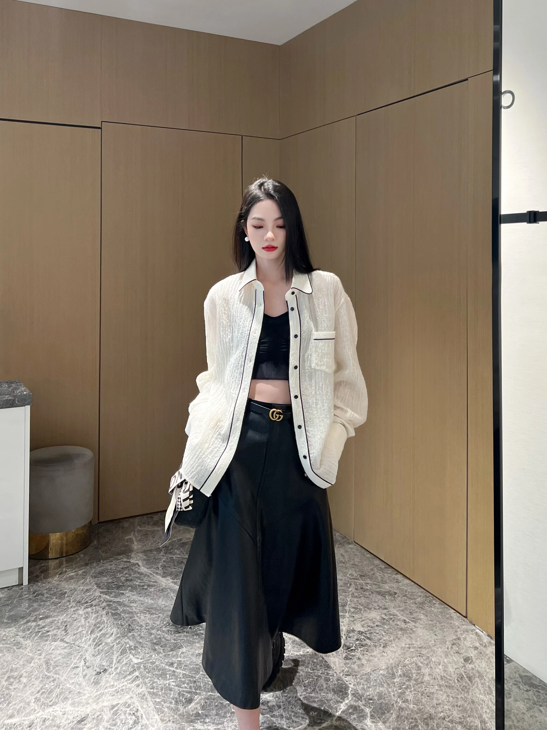 Юбка-миди NancyCavally из высококачественной экологичной искусственной эластичной кожи с широким подолом, высокой талией и А-образным силуэтом
Юбка-миди NancyCavally из высококачественной экологичной искусственной эластичной кожи с широким подолом, высокой талией и А-образным силуэтом