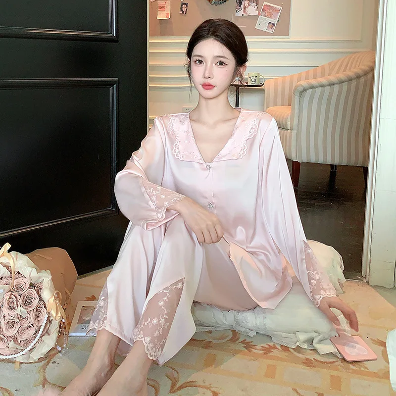 Кружевные лоскутные пижамы, женская одежда для сна, весна-лето, тонкая атласная домашняя одежда из ледяного шелка, брючные костюмы, домашняя одежда с длинными рукавами
Кружевные лоскутные пижамы, женская одежда для сна, весна-лето, тонкая атласная домашняя одежда из ледяного шелка, брючные костюмы, домашняя одежда с длинными рукавами