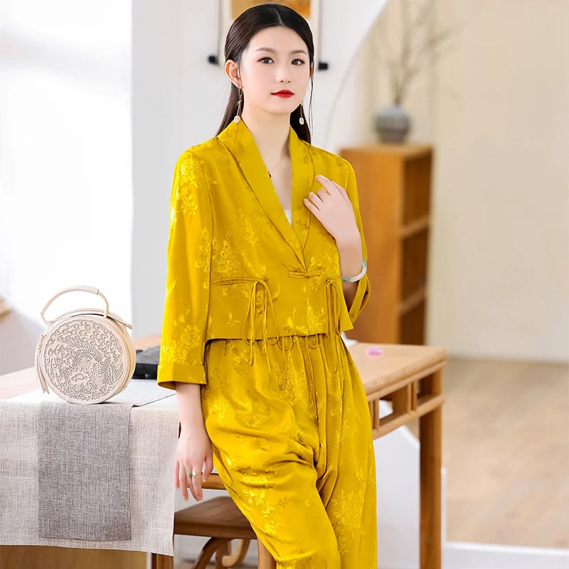 Chinese Style Suit Female Summer New Retro Jacquard Short Small Suit Jacket + Harem Pants Elastic Waist Lady Two-Piece Set S-XXL
Chinese Style Suit Female Summer New Retro Jacquard Short Small Suit Jacket + Harem Pants Elastic Waist Lady Two-Piece Set S-XXL