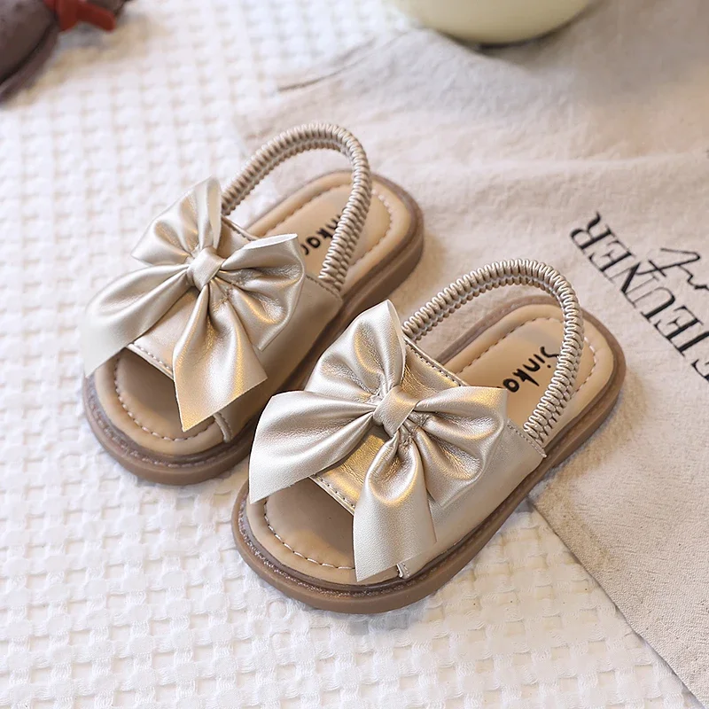 Girls' Summer 2026 Sandals Open-Toe Breathable Bow Knot Children's Beach Shoes Soft Soled Lightweight Fashion Shoes 21-30
Girls' Summer 2026 Sandals Open-Toe Breathable Bow Knot Children's Beach Shoes Soft Soled Lightweight Fashion Shoes 21-30