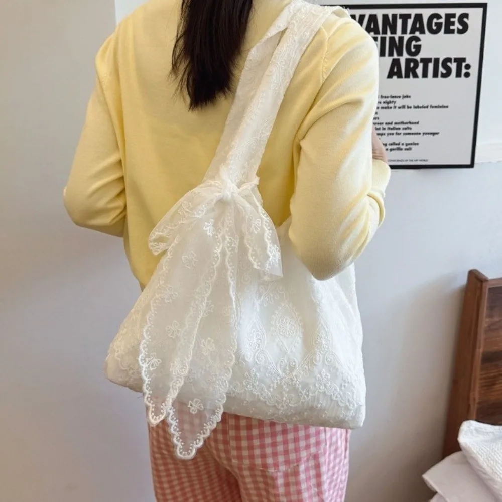 Sweet Embroidery Lace Shoulder Bag With Ribbon Tote Bag Canvas Handbag Vest Bag Korean Style Large Capacity Bag Women
Sweet Embroidery Lace Shoulder Bag With Ribbon Tote Bag Canvas Handbag Vest Bag Korean Style Large Capacity Bag Women