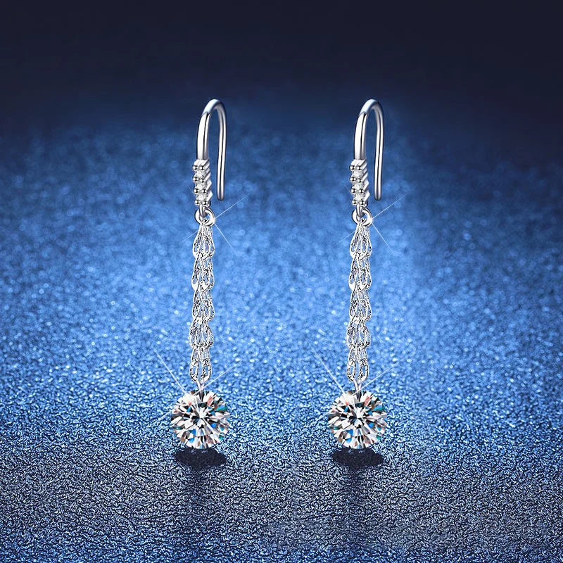 PT950 Platinum Inlaid Moissanite Earrings, Phoenix Tail Chain Tassel Starry Sky Earrings, Diamond Earrings, PT950 Imprint
PT950 Platinum Inlaid Moissanite Earrings, Phoenix Tail Chain Tassel Starry Sky Earrings, Diamond Earrings, PT950 Imprint