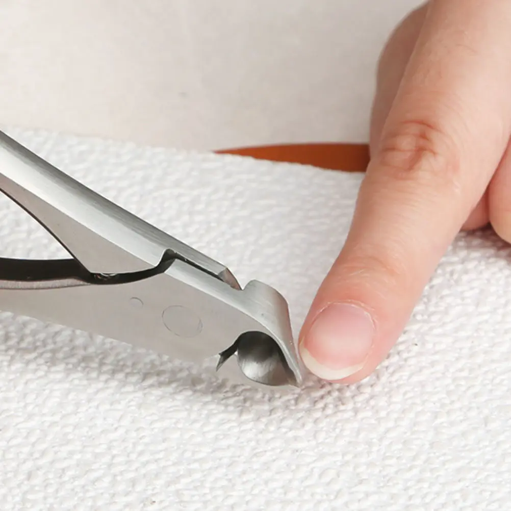 1Pcs Ingrown Toenail Clipper Stainless Steel Thick Nail Clipper Ergonomic Design for Home Salon Pedicure Manicure Dead Skin
1Pcs Ingrown Toenail Clipper Stainless Steel Thick Nail Clipper Ergonomic Design for Home Salon Pedicure Manicure Dead Skin