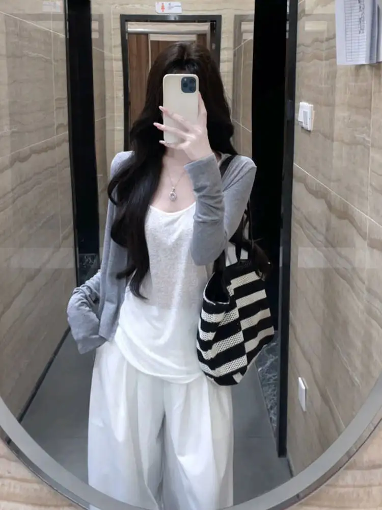 Korean Style Lazy Loose Fit Cardigan Vest Casual Pants Three Piece Set Comfortable Soft Colors Autumn Fashion Women's Ensemble
Korean Style Lazy Loose Fit Cardigan Vest Casual Pants Three Piece Set Comfortable Soft Colors Autumn Fashion Women's Ensemble