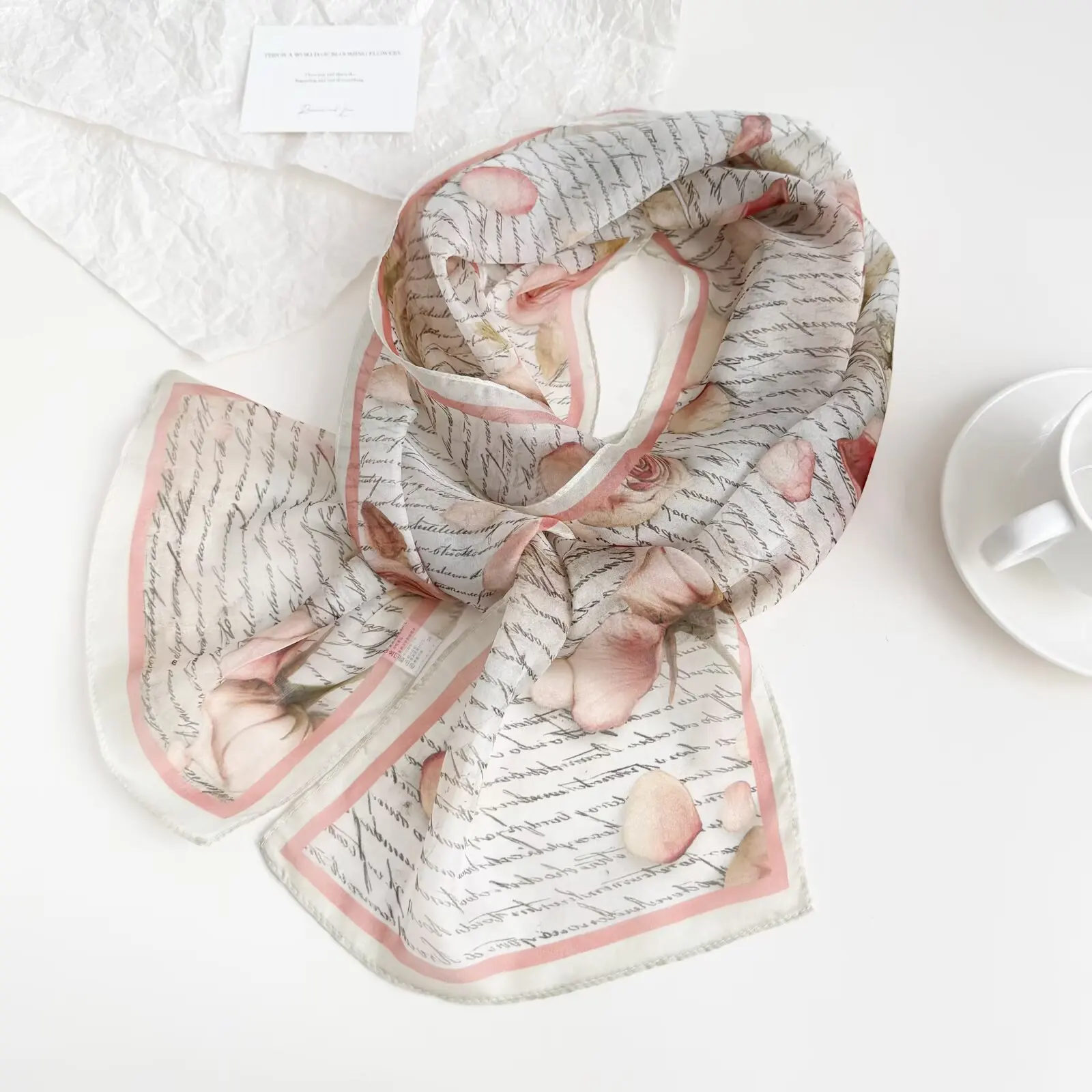 2026 Designer scarf luxury brand silk neck scarf vintage design rose floral print neck scarves for women neckerchief hijab
2026 Designer scarf luxury brand silk neck scarf vintage design rose floral print neck scarves for women neckerchief hijab