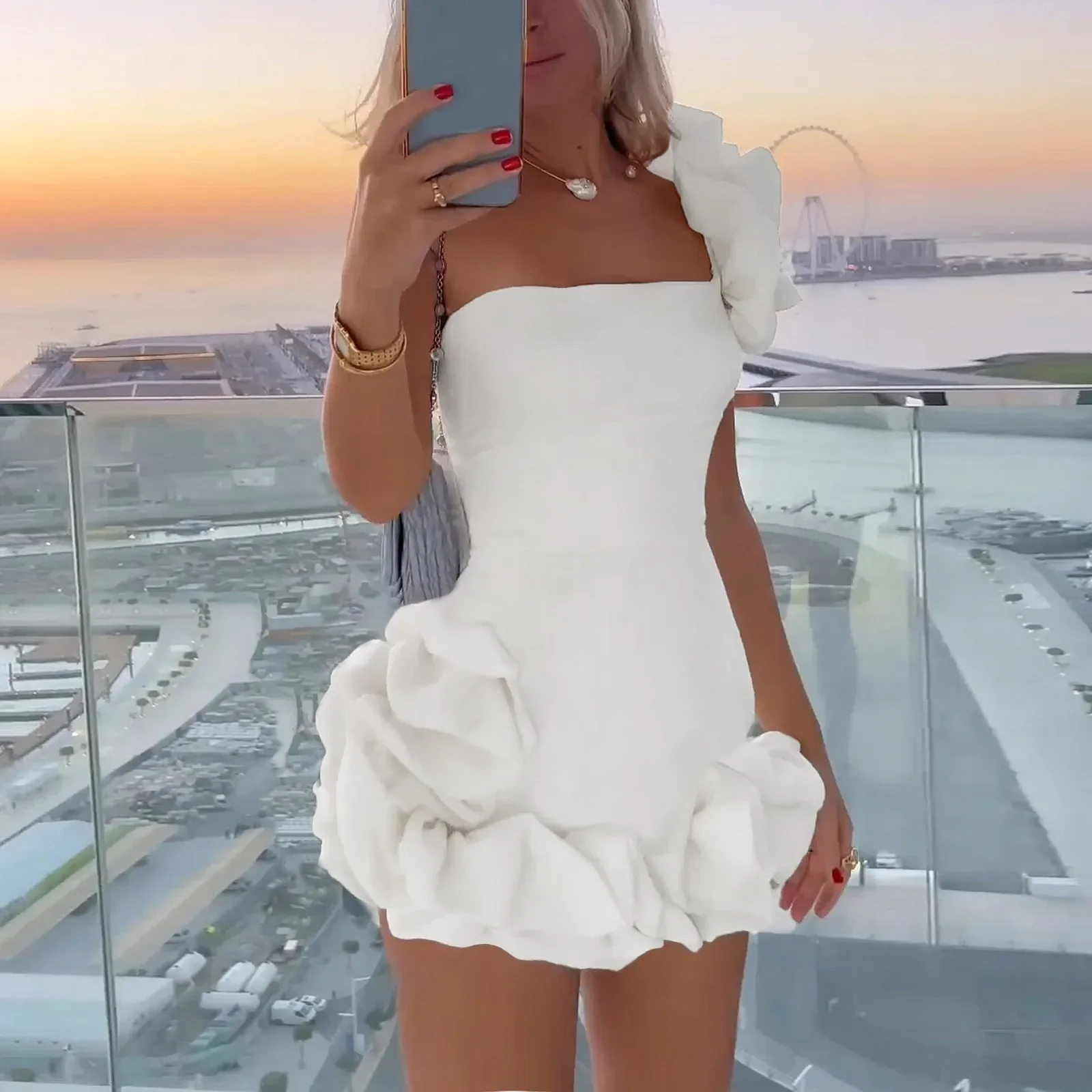 Elegant Flower Edge Pleated Mini Dress Women Fashion Slim Off Shoulder Rose Short Dresses 2023 Summer Female Party Evening Robe
Elegant Flower Edge Pleated Mini Dress Women Fashion Slim Off Shoulder Rose Short Dresses 2023 Summer Female Party Evening Robe