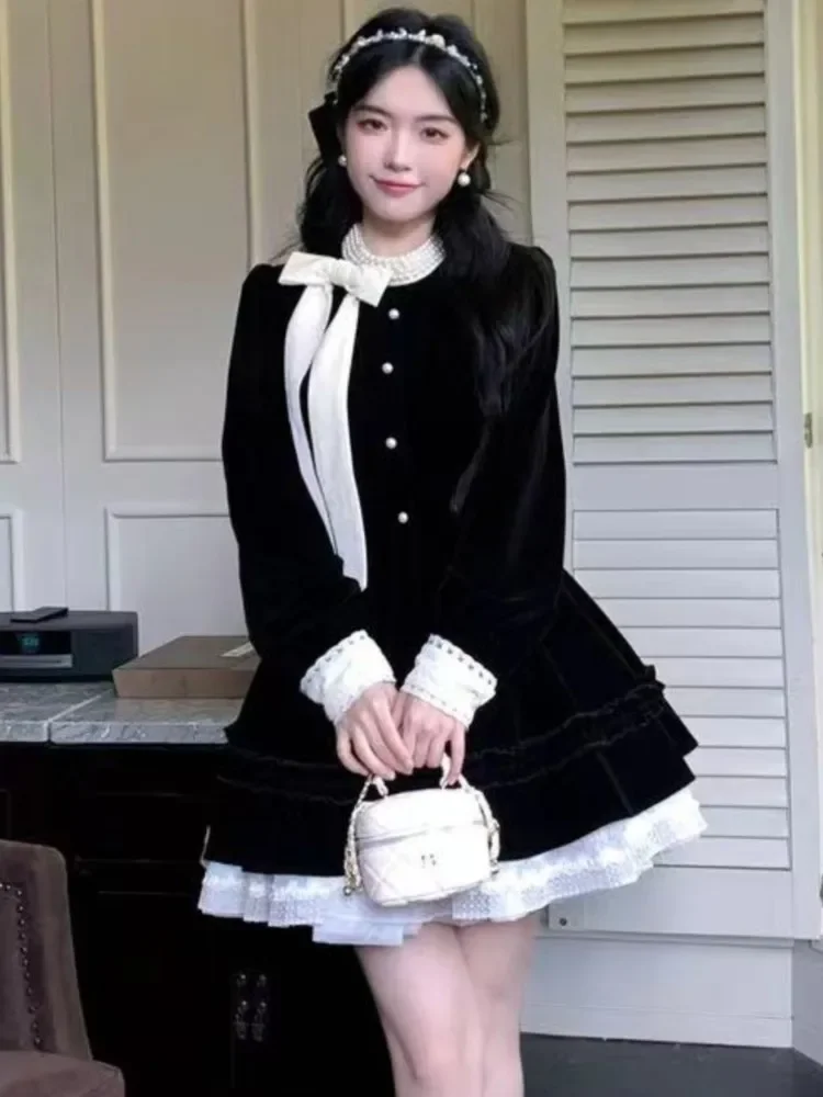 Autumn Black Velvet Dresses for Women Long Sleeve Lace Patchwork Bow Lace-up Evening Party Dress Korean Fashion A-Line Vestidos
Autumn Black Velvet Dresses for Women Long Sleeve Lace Patchwork Bow Lace-up Evening Party Dress Korean Fashion A-Line Vestidos