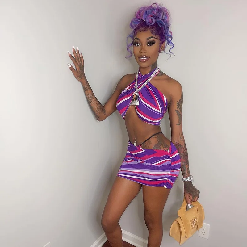 STYLISH LADY Contrast Color Striped Printed 3 Piece Set Women Halter Backless Crop Top & Shorts and Skirt Suits 2025 Sexy Outfit
STYLISH LADY Contrast Color Striped Printed 3 Piece Set Women Halter Backless Crop Top & Shorts and Skirt Suits 2025 Sexy Outfit