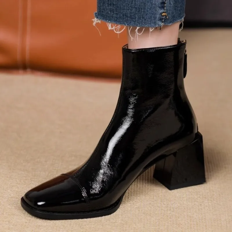 Женские короткие ботинки на высоком каблуке, модная обувь на массивном каблуке, новый тренд, сексуальные туфли-лодочки, зима 2025 г., женские туфли на каблуке в готическом стиле, Chelsea Botas Mujer
Женские короткие ботинки на высоком каблуке, модная обувь на массивном каблуке, новый тренд, сексуальные туфли-лодочки, зима 2025 г., женские туфли на каблуке в готическом стиле, Chelsea Botas Mujer