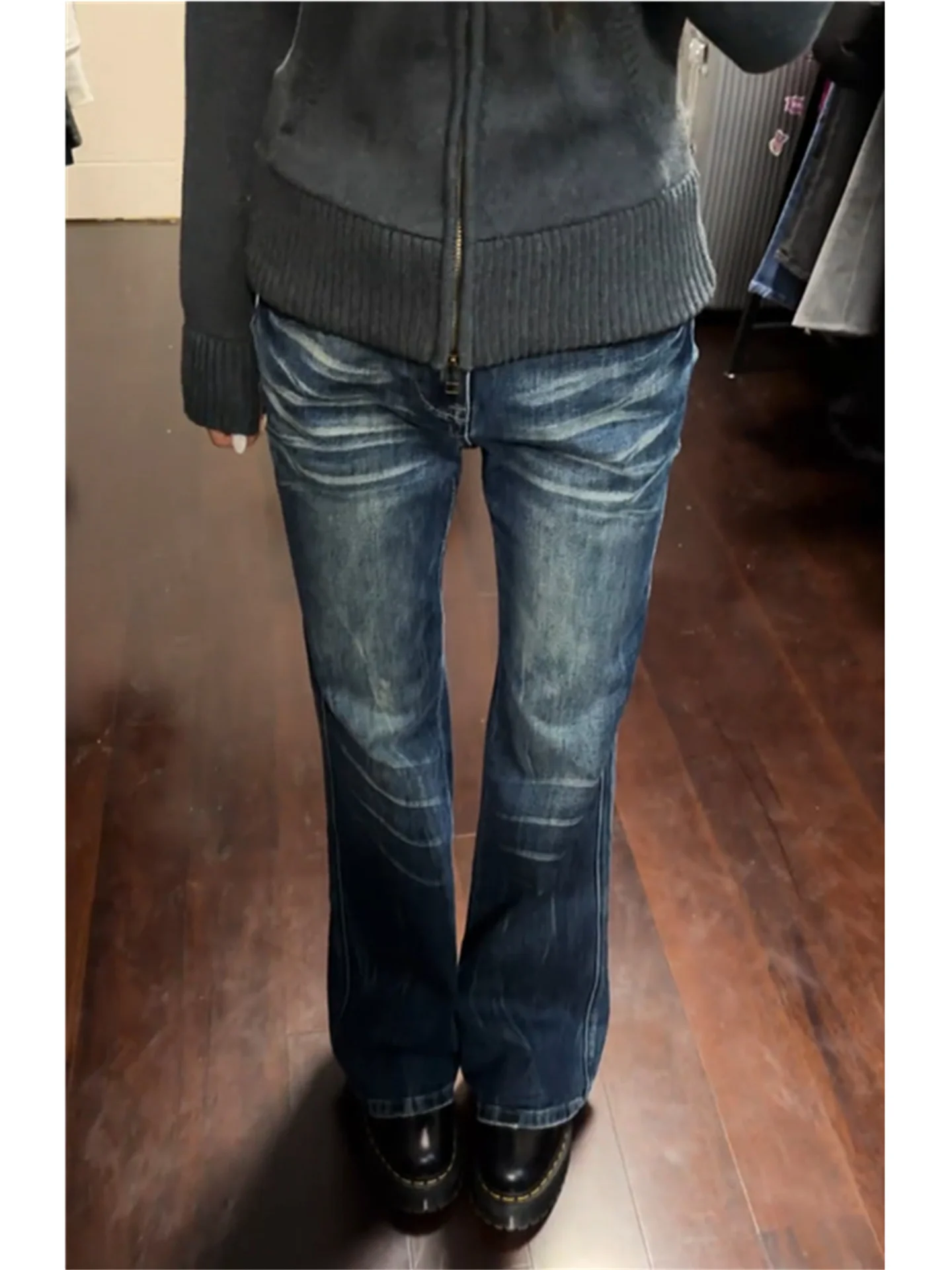 Extended Size Deep Blue Bell Bottom Jeans Women's Slimming Casual Vintage Cotton Spring Low Waist Zipper Pocket Jeans
Extended Size Deep Blue Bell Bottom Jeans Women's Slimming Casual Vintage Cotton Spring Low Waist Zipper Pocket Jeans