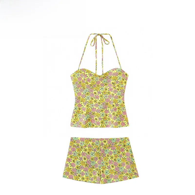 Fashionable Floral Shirts And Shorts Set Women's Spring New Arrival Polyester Fiber No Brand Registered Trademark
Fashionable Floral Shirts And Shorts Set Women's Spring New Arrival Polyester Fiber No Brand Registered Trademark