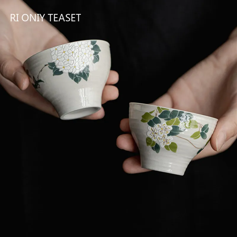 1 Pc Chinese Ceramic Tea Cup Hand-painted Flowers Tea Bowl Household Teaware Handmade Porcelain Teacup Meditation Cup 70ml
1 Pc Chinese Ceramic Tea Cup Hand-painted Flowers Tea Bowl Household Teaware Handmade Porcelain Teacup Meditation Cup 70ml