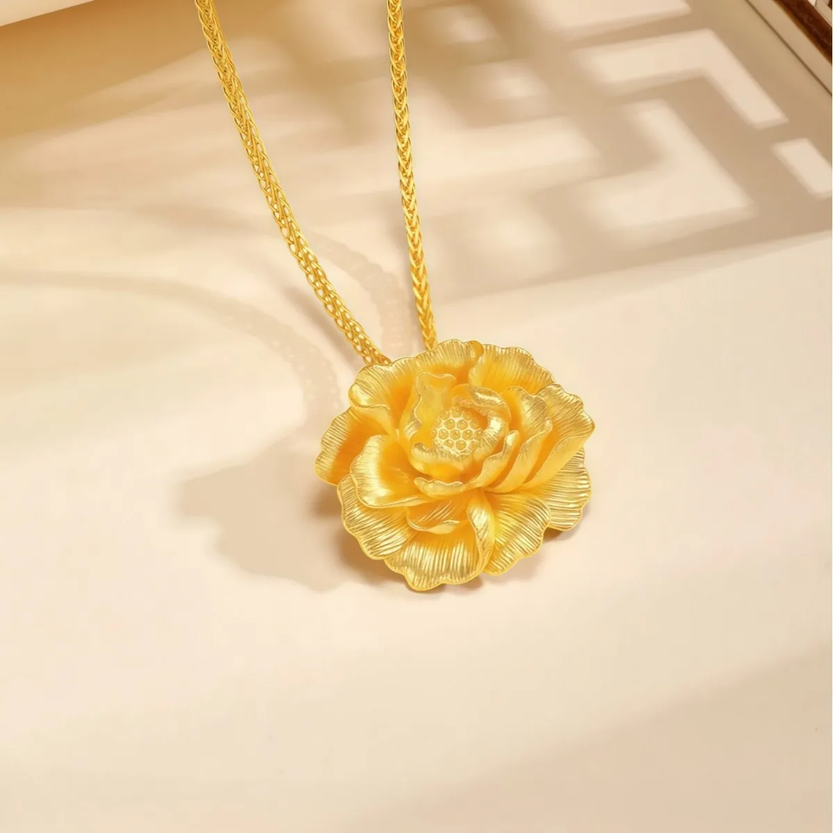 Luxury 24K 9999 Pure Gold real gold Women's Three-Dimensional Peony Pendant Brushed Necklace
Luxury 24K 9999 Pure Gold real gold Women's Three-Dimensional Peony Pendant Brushed Necklace