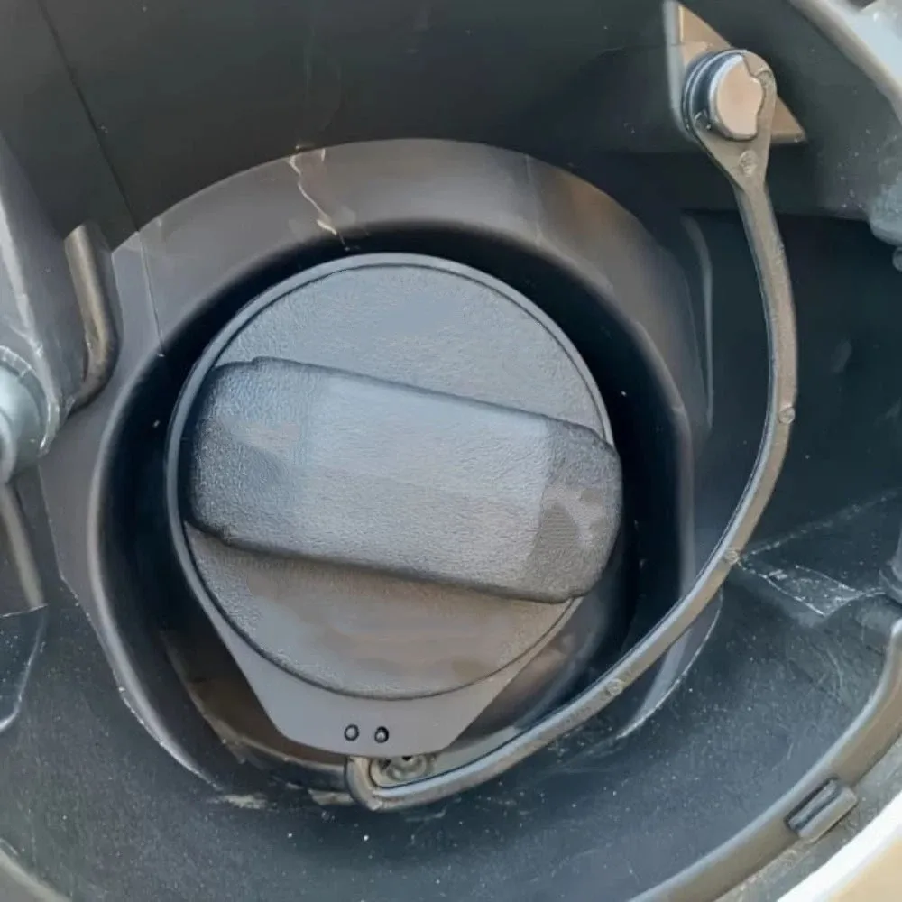 Black Car fuel tank cap rope Durable Anti-Lost Design Anti loss rope for fuel tank cap Cord Tether Cover Cable
Black Car fuel tank cap rope Durable Anti-Lost Design Anti loss rope for fuel tank cap Cord Tether Cover Cable