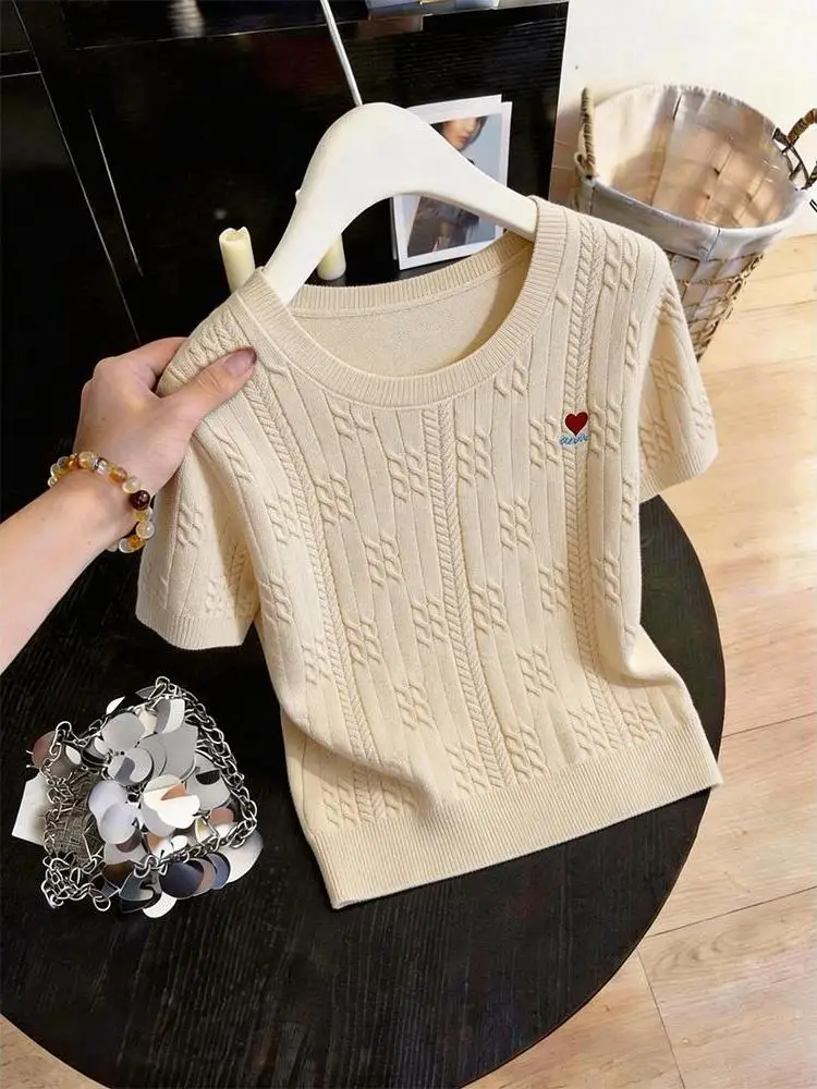 plus Size Women's Short Sleeve T-Shirt Embroidered Knotted Thin Summer Top Belly Covering Slimming Age-Defying Korean Style
plus Size Women's Short Sleeve T-Shirt Embroidered Knotted Thin Summer Top Belly Covering Slimming Age-Defying Korean Style