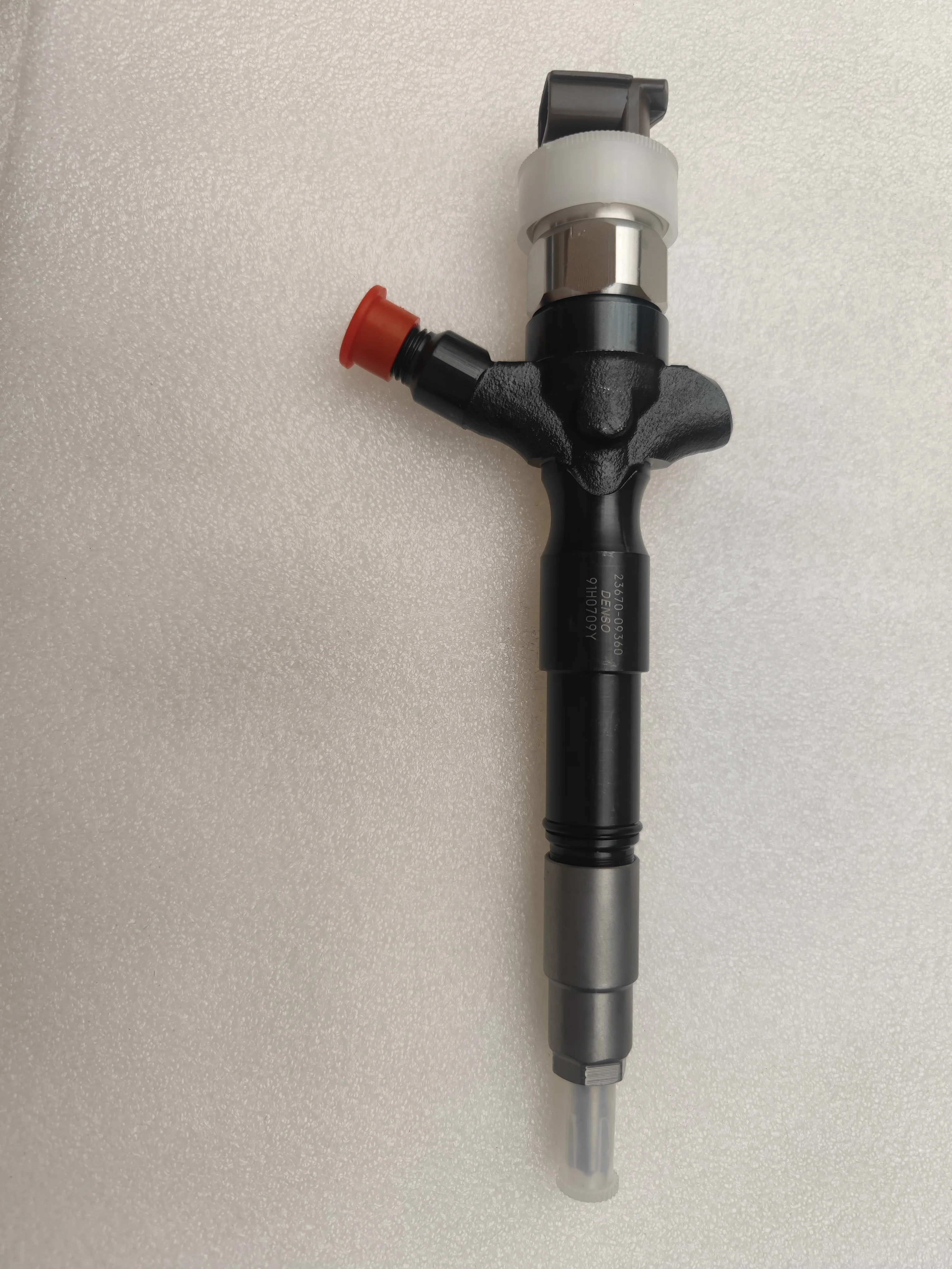 4 шт. 2KD-FTV инжектор 23670-09360 для TOYOTA HILUX 23670-0L070 HIACE V2.5 D4D
4 шт. 2KD-FTV инжектор 23670-09360 для TOYOTA HILUX 23670-0L070 HIACE V2.5 D4D