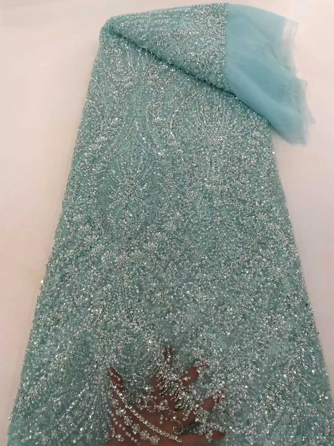 Luxury African Lace Fabric High Quality Sequins Beads Lace Fabrics For Nigerian Wedding French Tulle Lace Fabric
Luxury African Lace Fabric High Quality Sequins Beads Lace Fabrics For Nigerian Wedding French Tulle Lace Fabric