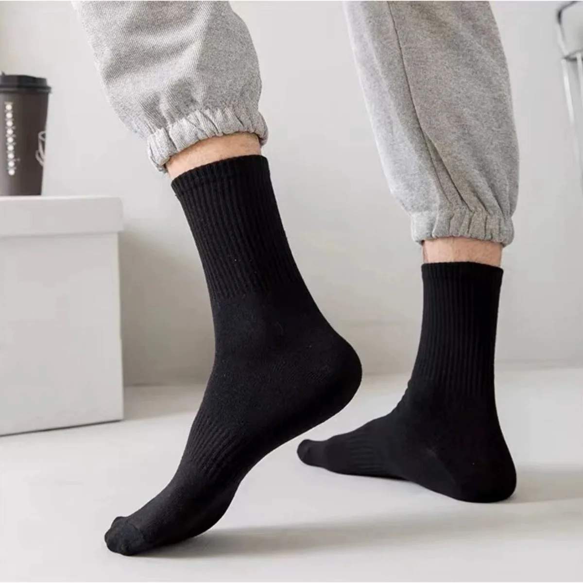 Athletic Socks Sport Running Calf Performance Cushioned Breathable Crew Socks for Men Women Walking Outdoor Compression Socks
Athletic Socks Sport Running Calf Performance Cushioned Breathable Crew Socks for Men Women Walking Outdoor Compression Socks