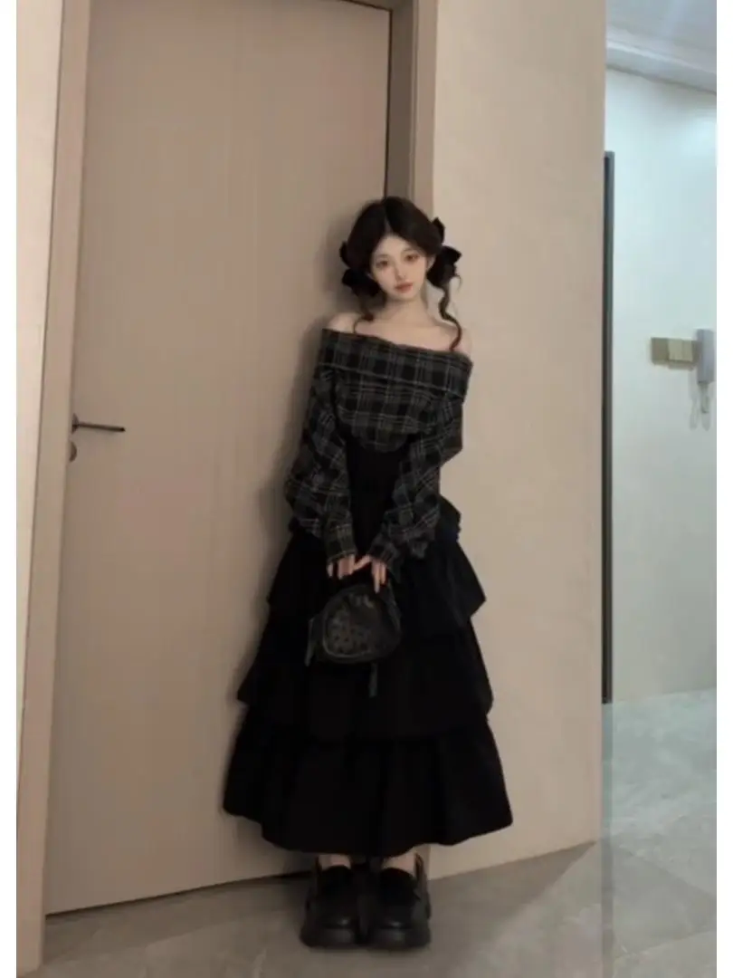 Korean College Style Fashion Set Women's Autumn Plaid Shoulder Bared Long Sleeve Loose A-Line Cake Skirt Two-Piece Set
Korean College Style Fashion Set Women's Autumn Plaid Shoulder Bared Long Sleeve Loose A-Line Cake Skirt Two-Piece Set